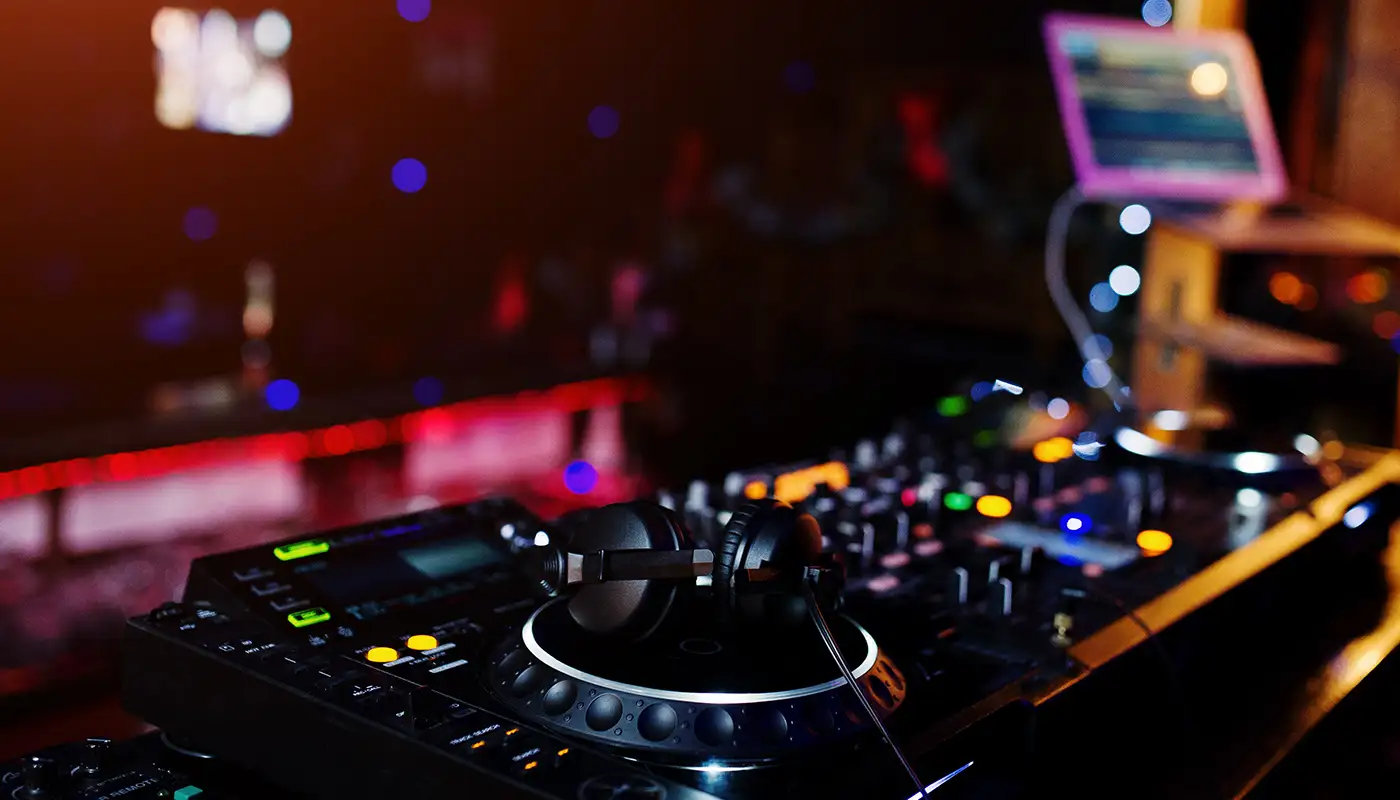 dj-bg-2